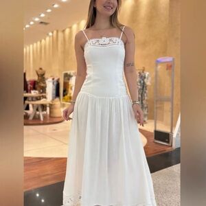 Farm Rio White Richelieu Dress Size M Summer Resort Chic Boho Luxury
M New Tag